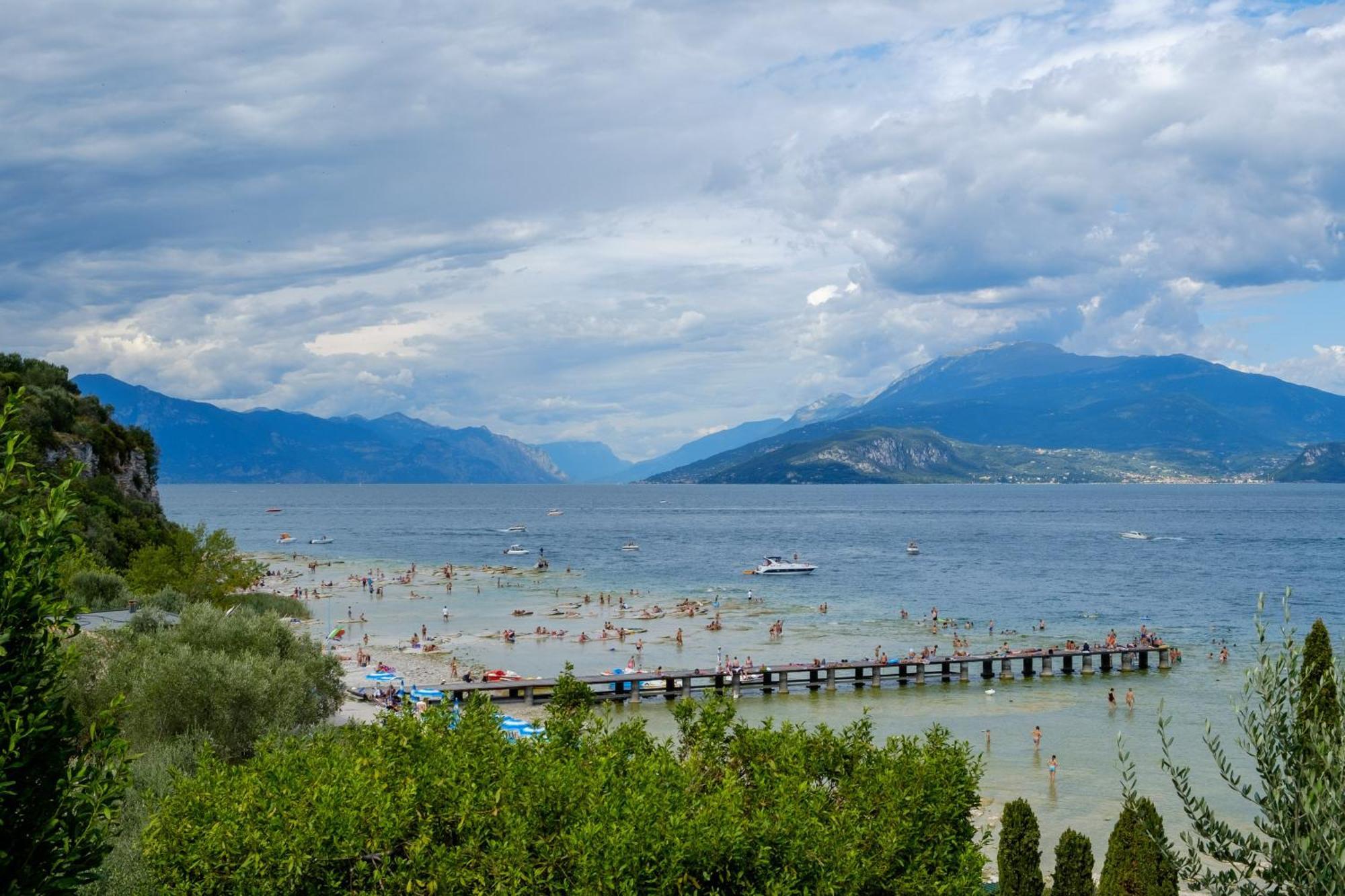 Sorridi Al Lago Сирмионе Экстерьер фото